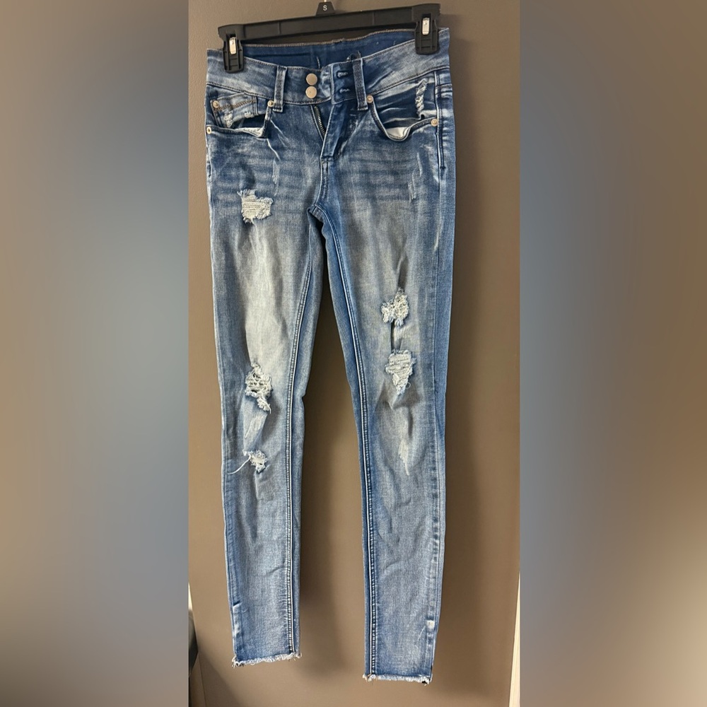 Twentyone Black by Rue21 Distressed Women’s Blue Jeans